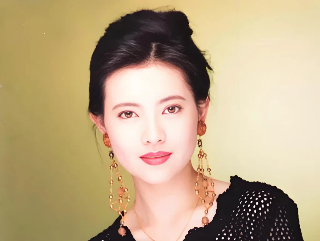 蓝洁瑛